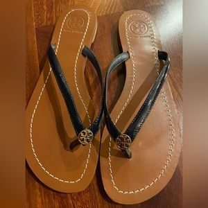 Tory Burch, leather navy blue size 7 thong sandal